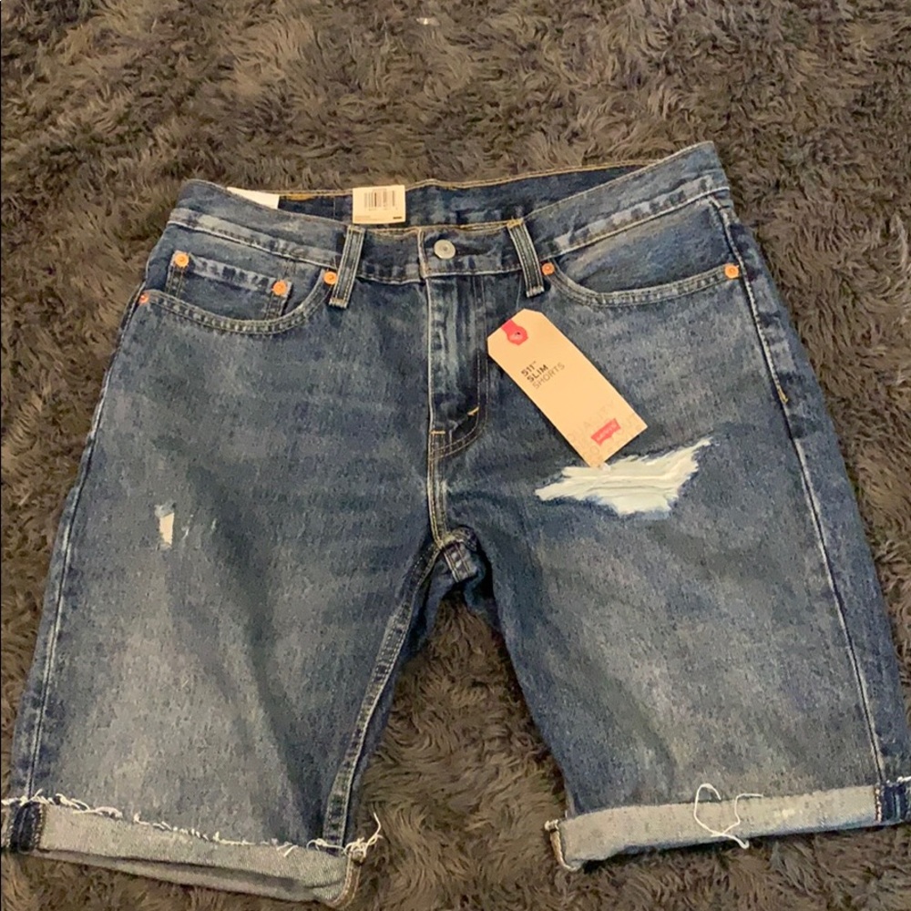 ❤️❤️Levi’s Denim Bermuda shorts